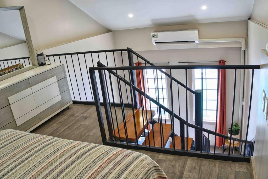 City Views Spacious Mezzanine Apartments 威廉斯塔德 外观 照片